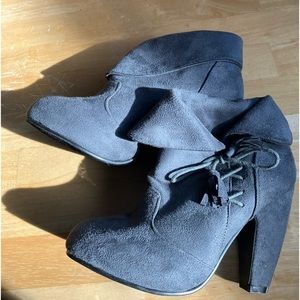 Women’s suede booties